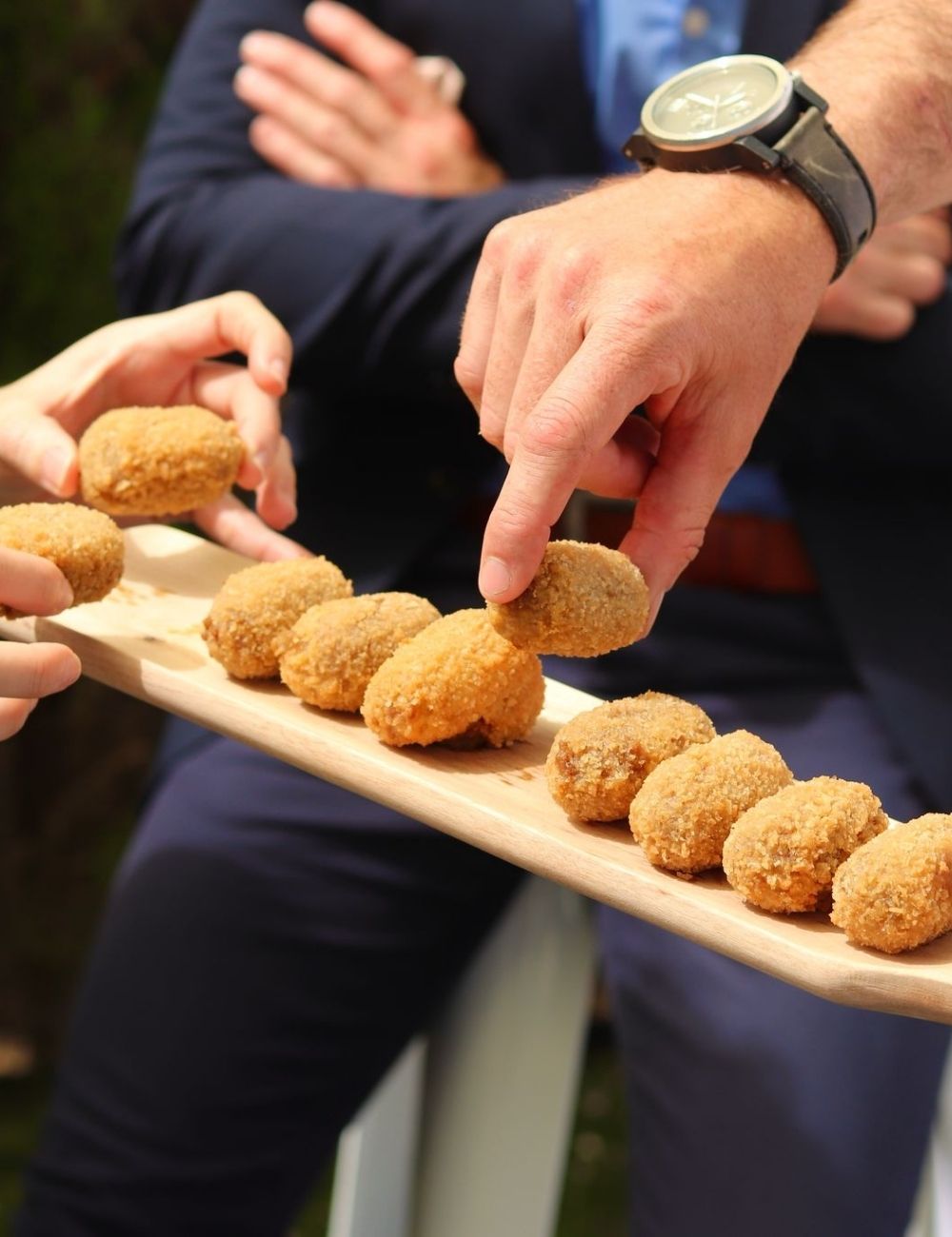 catering en granada croquetas